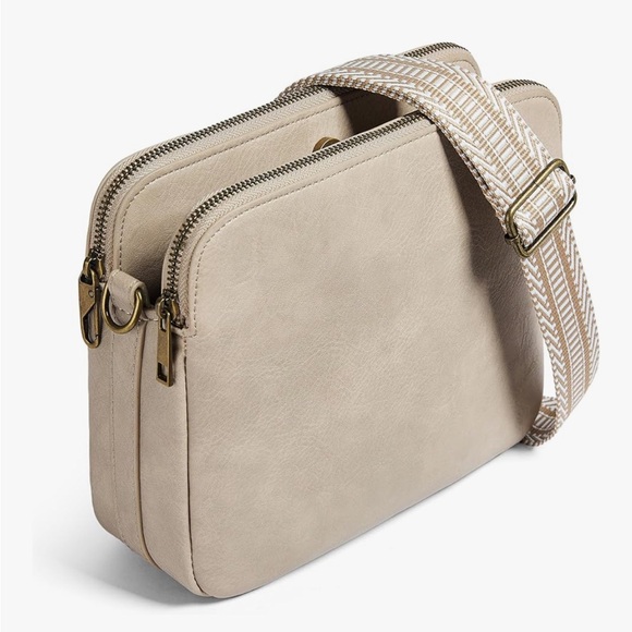 Yarnic Handbags - NWT Yarnic Beige Faux Leather Crossbody Bag | Triple Compartment